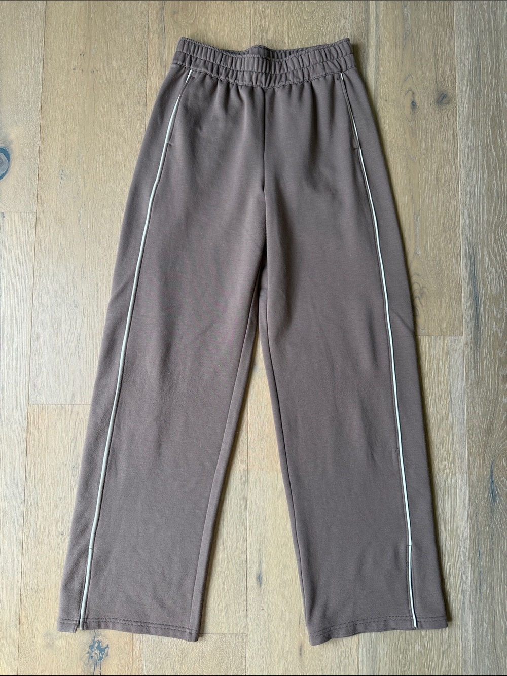 Zella Brown Track Pants with White Side Piping